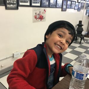 Meet your Posher, Ariana